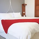 Ξενοδοχείο με διαμερίσματα Delmas Emblematico