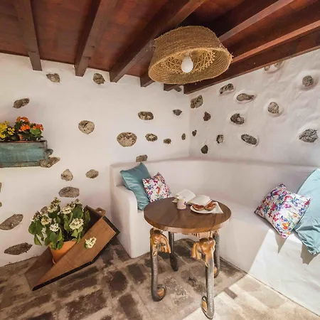 Delmas Emblematico Aparthotel Haria