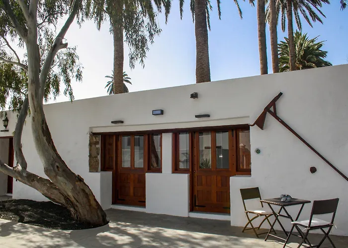 Aparthotel Delmas Emblematico Haria