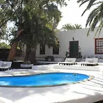 Delmas Emblematico Aparthotel Haria