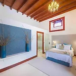 Aparthotel Delmas Emblematico Haria