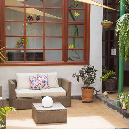 Delmas Emblematico Aparthotel Haria