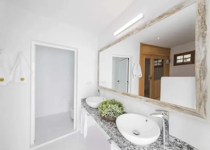 Aparthotel Delmas Emblematico