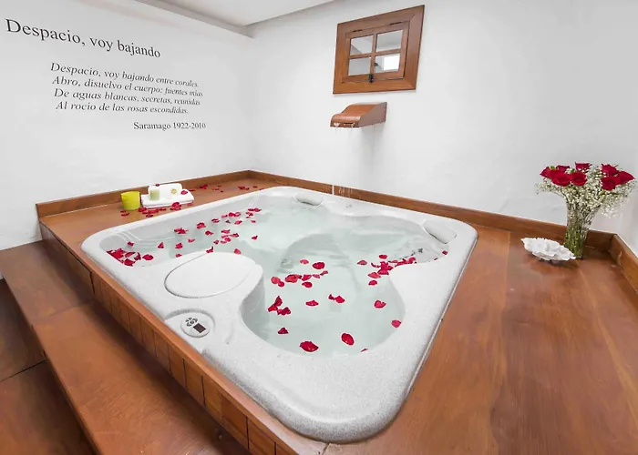 Delmas Emblematico Aparthotel 3*