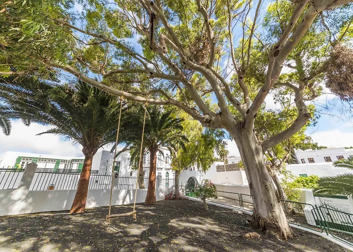 Delmas Emblematico Aparthotel 3*