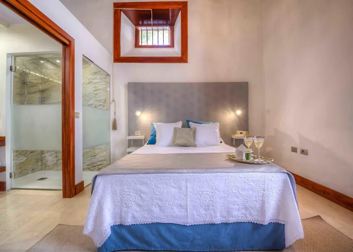 Aparthotel Delmas Emblematico 3*